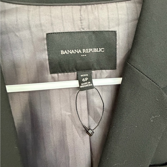 Banana Republic Classic Black Womens one button Blazer - Picture 6 of 11